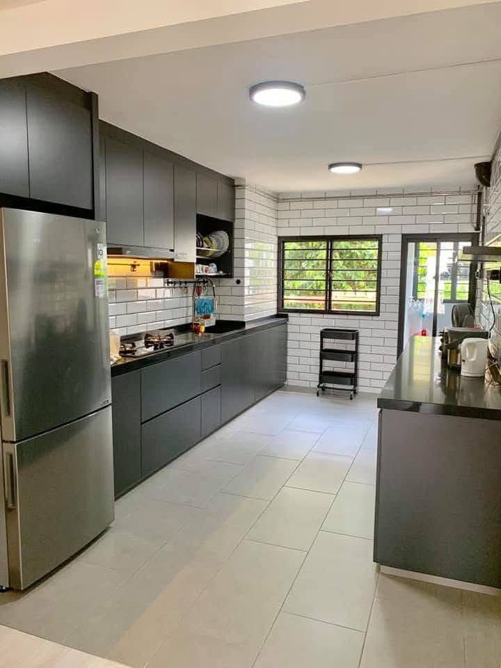 HDB kitchen renovation at 80C Telok Blangah St 31 by VR Builders